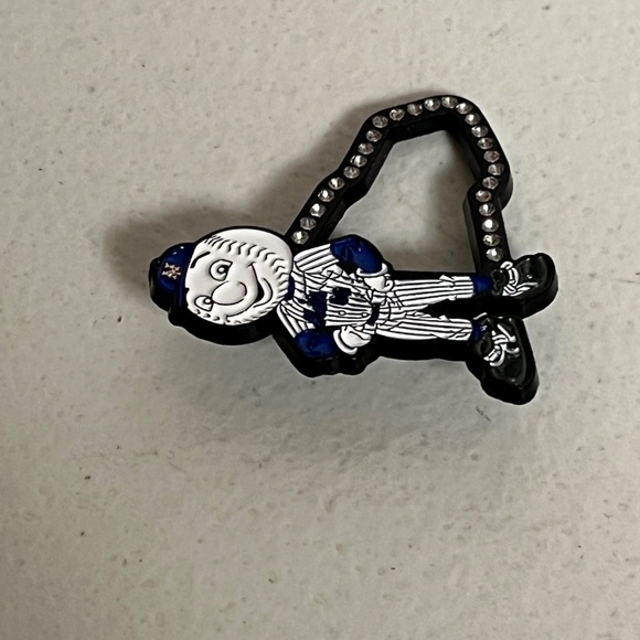 New Era New York NY Mets Mr Met Pin Brooch Baseball Pins Streetwear Hats Hat - Picture 3 of 7